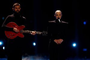 Le duo Madame Monsieur lors de la finale de l'Eurovision. 