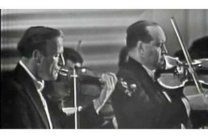 Yehudi Menuhin et David Oistrakh jouent Bach