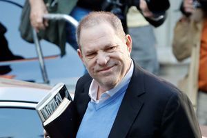 Harvey Weinstein lors de son inculpation le 25 mai 2018.