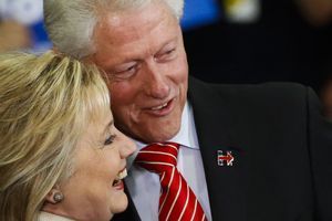 Bill et Hillary Clinton, un couple de pouvoir