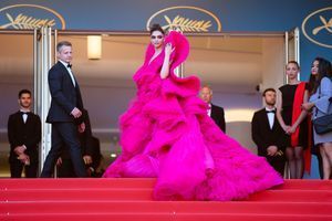 Cannes 2018: Deepika Padukone, la star indienne fait sensation sur le tapis rouge 