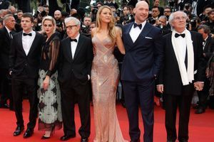 Cannes 2016. La montée des marches de "Café Society" en images