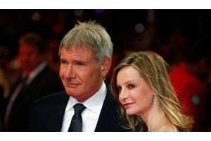  Calista Flockhart accompagnait Harrison Ford pour l'hommage à l'acteur.