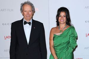 Au temps du bonheur: Clint Eastwood et Dina à Los Angeles en novembre 2011