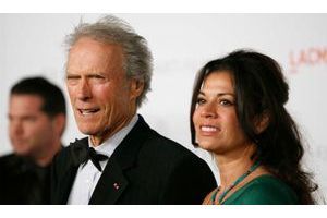  Clint et Dina Eastwood.