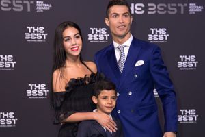 Cristiano Ronaldo, Georgina Rodriguez et Cristiano Junior à Zurich, le 9 janvier 2017.
