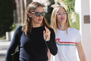 Jennifer Garner de shopping avec sa fille Violet, son parfait sosie