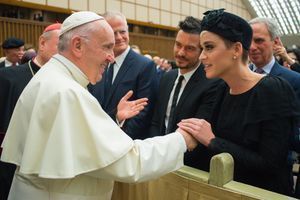 Katy Perry et Orlando Bloom à la rencontre du pape François