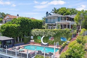 Kirsten Dunst vend sa sublime villa à Toluca Lake