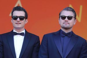Leonardo DiCaprio et Orlando Bloom, duo élégant à Cannes 