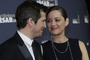 Guillaume Canet et Marion Cotillard aux César, en 2015. 