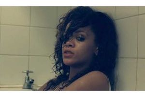  Rihanna dansle clip "We Found Love".