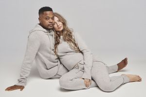 Patrice Evra et sa fiancée Margaux Alexandra attendent leur premier enfant, un garçon, pour avril 2021.