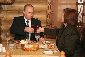 Vladimir Poutine et Lyudmila, en décembre 2007.