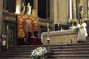 La famille royale espagnole réunie pour se souvenir du comte de Barcelone