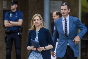Cristina de Bourbon, deuxième fille de Juan Carlos, et son mari, Iñaki Urdangarin, à la sortie du tribunal de Palma de Majorque, le 14 juin 2016.