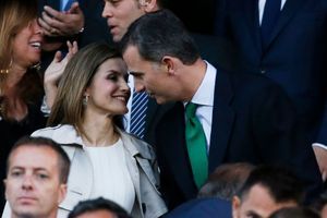 La reine Letizia et le roi Felipe VI d'Espagne à la finale de la Copa del Rey à Madrid, le 22 mai 2016