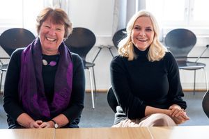 La princesse Mette-Marit de Norvège avec Marianne Borgen à Oslo, le 26 février 2018