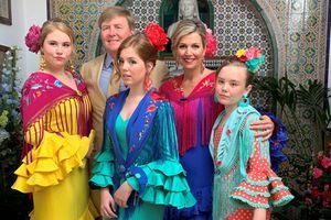 La reine Maxima et le roi Willem-Alexander des Pays-Bas avec leurs filles à Séville en Espagne, le 10 mai 2019