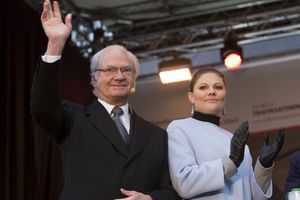 Carl XVI Gustaf et Victoria, roi et future reine réunis 
