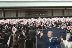 Akihito fête ses 83 ans, en plein débat sur son abdication