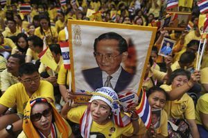 Manifestation pour l'anniversaire du roi Bhumibol, le 5 décembre dernier, à Bangkok
