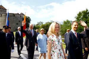 La famille princière du Liechtenstein fête avec la population les 300 ans du pays
