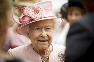 La reine Elizabeth II (en photo en juin 2014) a fêté vendredi le 63e anniversaire de son accession au trône.