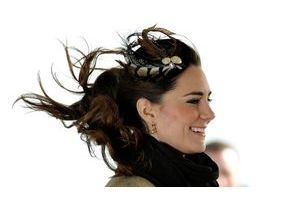  Le vent coquin joue dans cheveux de Kate en février 2011.