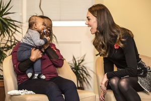 Kate, sourires complices avec baby Gabriel 