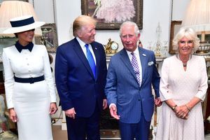 Le prince Charles et la duchesse de Cornouailles Camilla avec Donald et Melania Trump à Clarence House à Londres, le 3 juin 2019