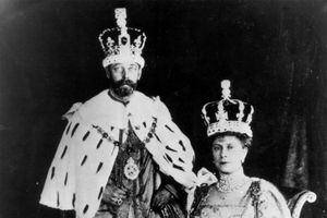 Le roi George V et la reine Mary lors de leur couronnement à Westminster Abbey, le 22 juin 1911 