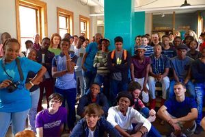 Des milliers de jeunes ont postulé pour entrer à WeThinkCode, la première franchise de l'école 42 qui dispense des cours d'informatique gratuit. Ici, des candidats lors d'une session début 2016 en Afrique du Sud.