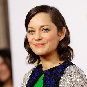 img https://resize-parismatch.lanmedia.fr/r/300,300,center-middle,ffffff/img/var/news/storage/images/paris-match/people-a-z/marion-cotillard/5966812-4-fre-FR/Marion-Cotillard.jpg /img