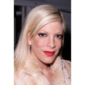 Tori Spelling Scandalise En Reclamant 95 Dollars A Ses Fans Pour Un Chat Video