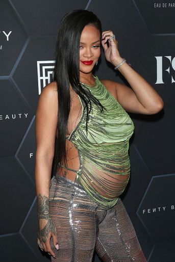 Rihanna lors d'une soirée pour sa marque Fenty à Los Angeles le 11 février 2022