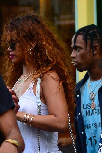 Rihanna et Travis Scott le 12 août 2015 à New York.