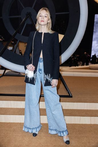 Angèle au défilé Chanel Haute Couture à Paris le 25 janvier 2022