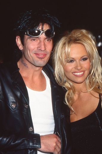 Tommy Lee et Pamela Anderson le 20 mai 1994 à Cannes. 