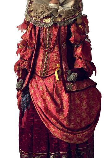 Costume d’Argante pour Scapin, mise en scène du Théâtre du Monte-Charge, costumes de Pierre Pourvoyeur, tissu et passementeries, 2000.