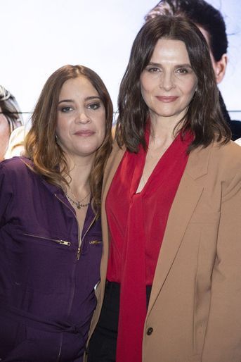 Hélène Lambert et Juliette Binoche à l'avant-première du film «Ouistreham» à Paris le 6 janvier 2022