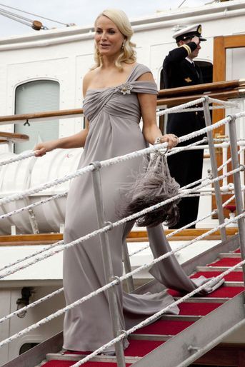 La princesse Mette-Marit de Norvège, à Stockholm pour la soirée de la veille du mariage de la princesse Victoria de Suède, le 17 juin 2010
