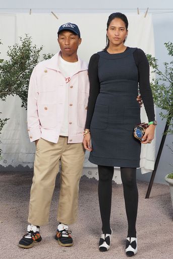 Pharrell Williams et Helen Lasichanh à Paris en janvier 2020. 