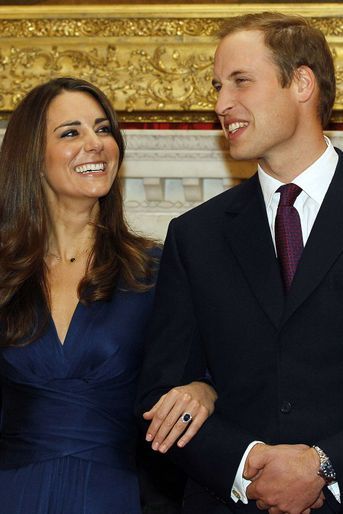 Kate Middleton et le prince William le jour de l'annonce de leurs fiançailles en novembre 2010