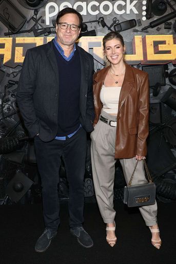 Bob Saget et son épouse Kelly à la première de la série «MacGruber» à Los Angeles en décembre 2021