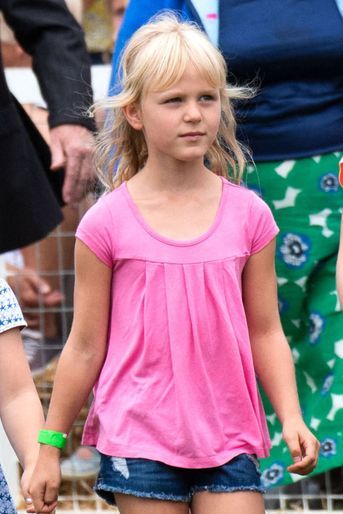 Isla Phillips, arrière-petite-fille de la reine Elizabeth II, fêtera ses 10 ans le 29 mars 2022
