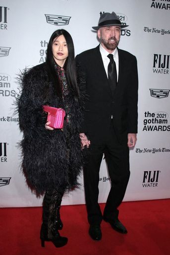 En février 2021, Nicolas Cage s'est marié pour la cinquième fois à Riko Shibata lors d’une cérémonie à Las Vegas.
