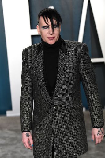 En février 2021, plusieurs femmes, dont l'actrice Evan Rachel Wood, ont témoigné pour accuser Marilyn Manson de viols et d'agressions sexuelles. Plusieurs plaintes ont été déposées. Une enquête lancée par la police de Los Angeles, permettant d'obtenir par la suite un mandat pour fouiller les propriétés du chanteur, était en cours d'investigation en fin d'année.