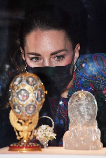 Kate Middleton à l'exposition «Fabergé in London : Romance to Revolution» au Victoria and Albert Museum à Londres le 2 décembre 2021.
