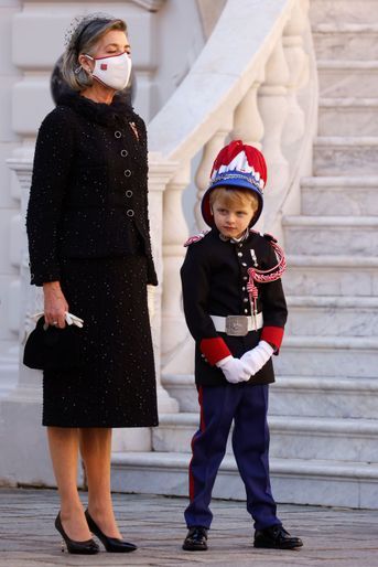 Le prince Jacques de Monaco avec sa tante la princesse Caroline de Hanovre, à Monaco le 19 novembre 2021